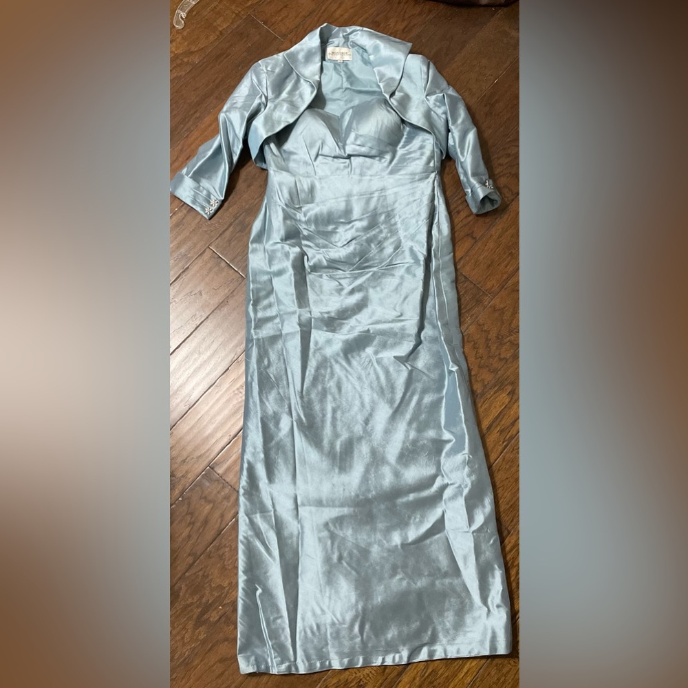 Montague Boutique mother of the bride / groom dress.